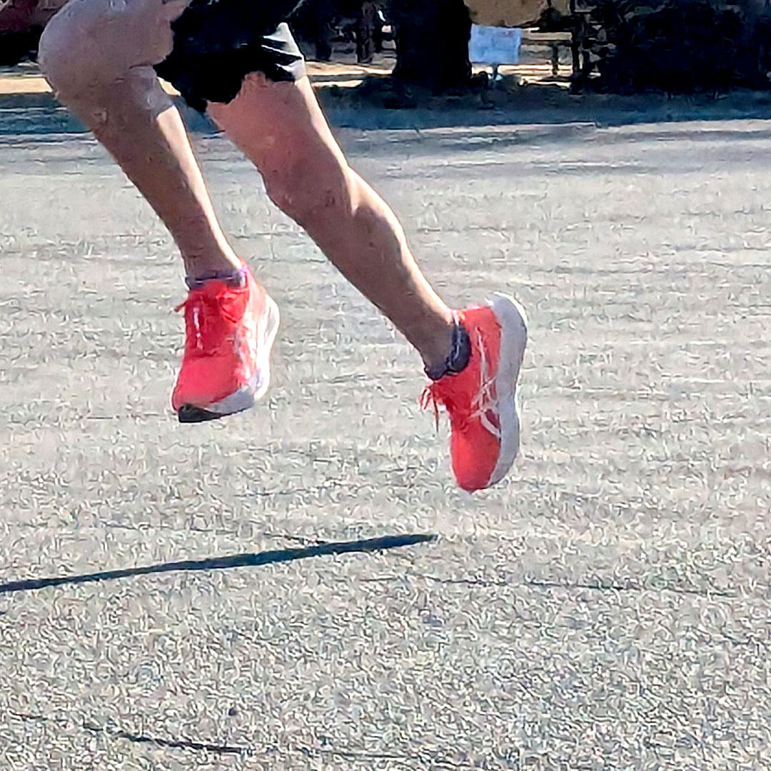 厚底ランニングシューズ